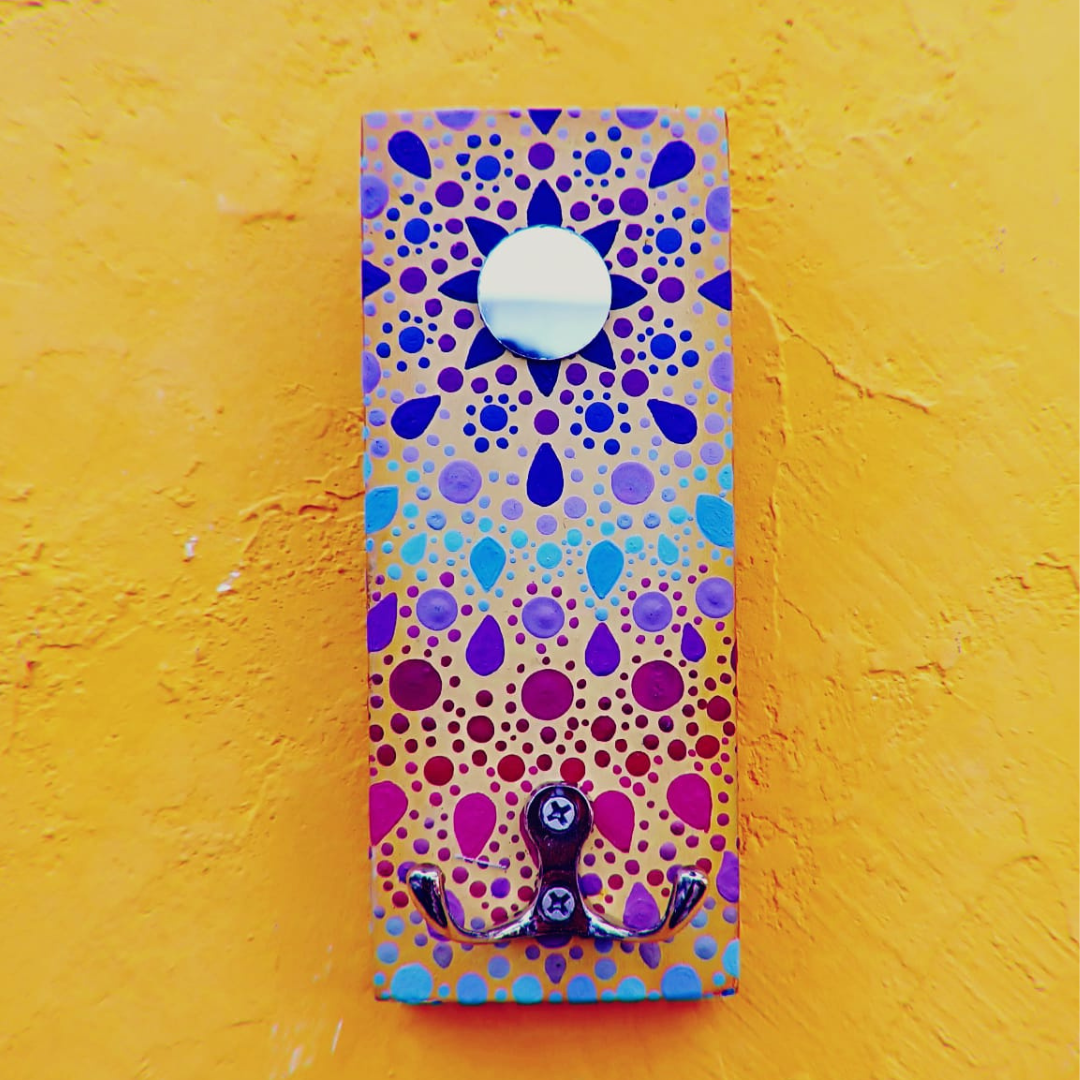 Colección Constelaciones - Perchero Sol Violeta - Iris Viva - 15x27cm