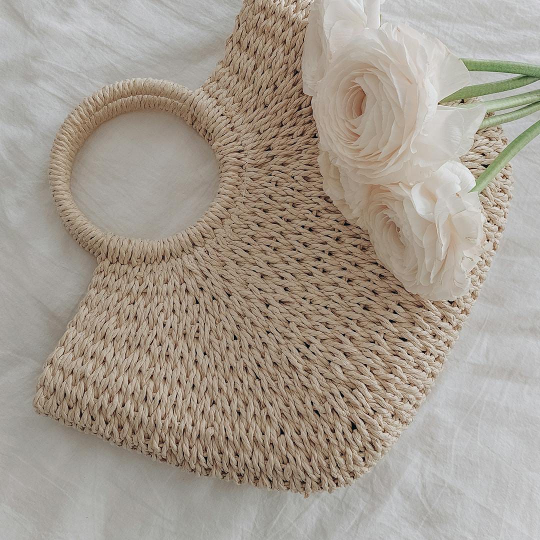 Bolsos y complementos: accesorios de moda que completan tu look