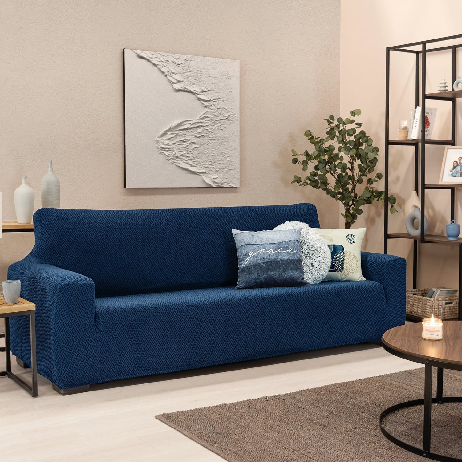 Fundas y protectores para sofá que cuidan y renuevan tus muebles con estilo