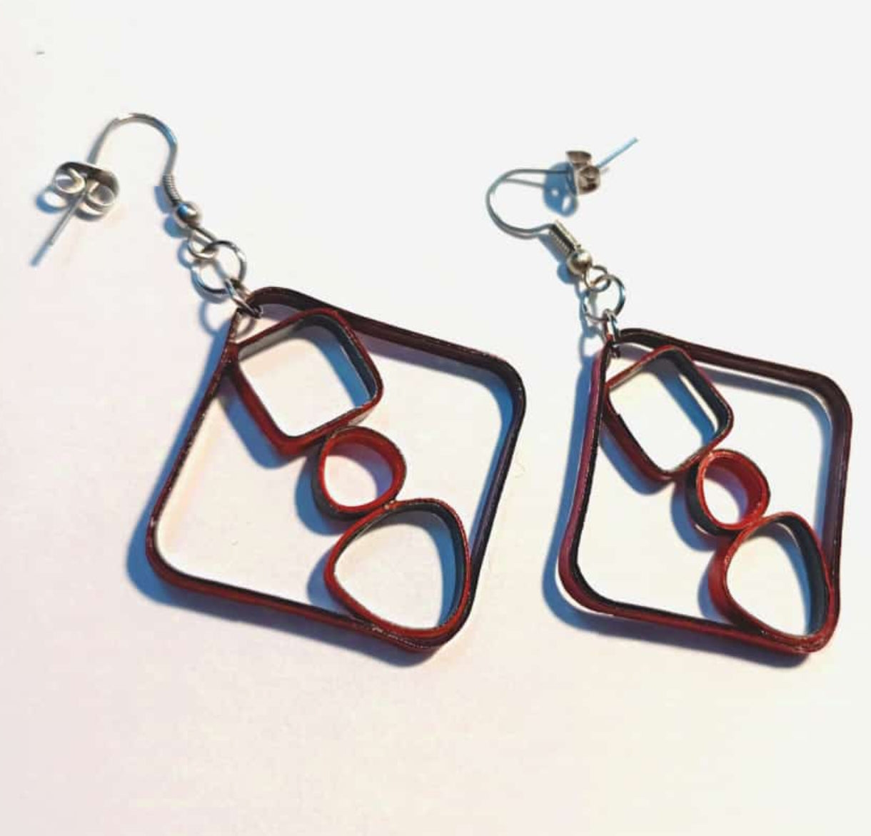 Colección Renacer - Aretes Rombos - Iris Viva -  Filigrana 5x5cm
