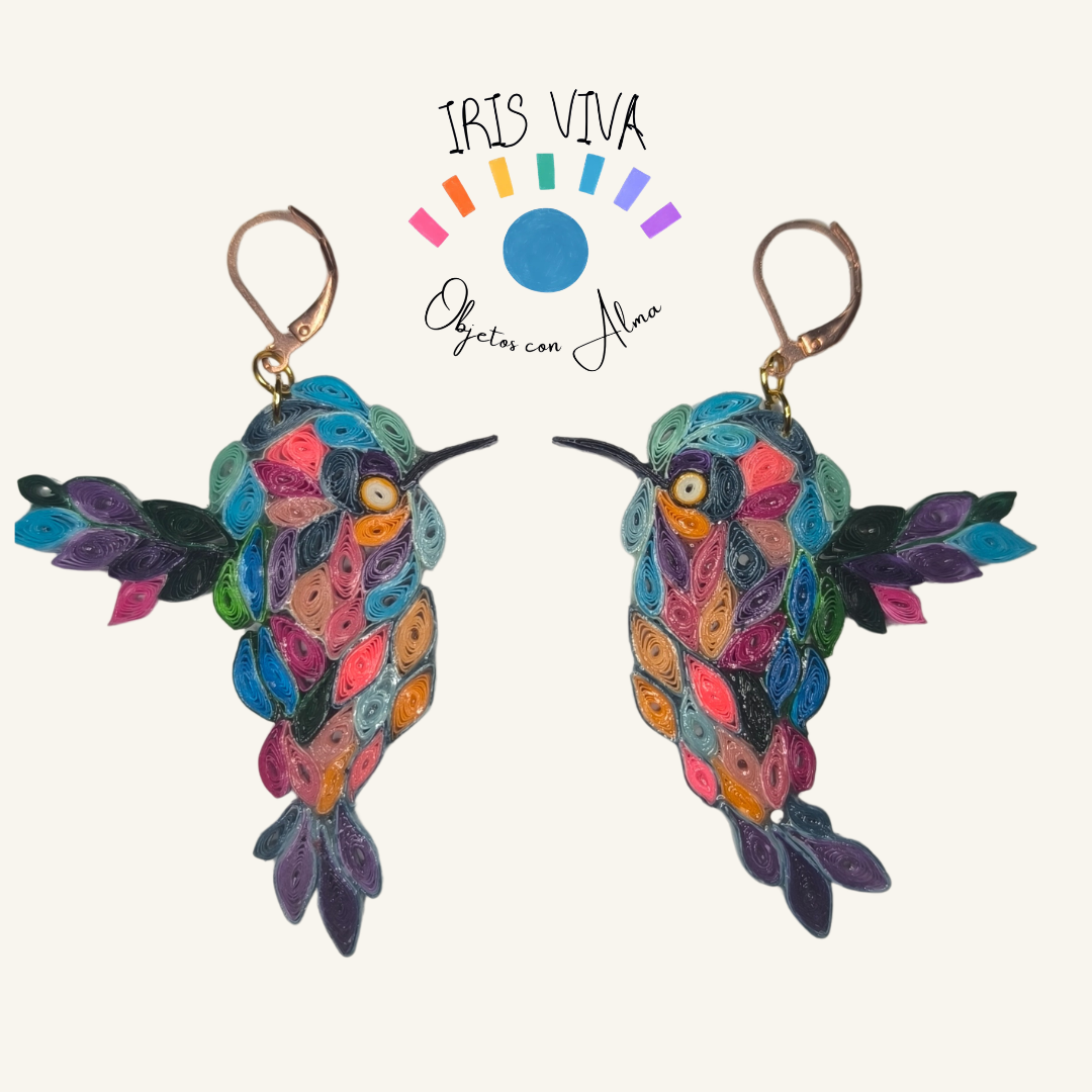 Colección Renacer - Aretes Colibrí Azulado - Iris Viva -  Filigrana 7x5cm