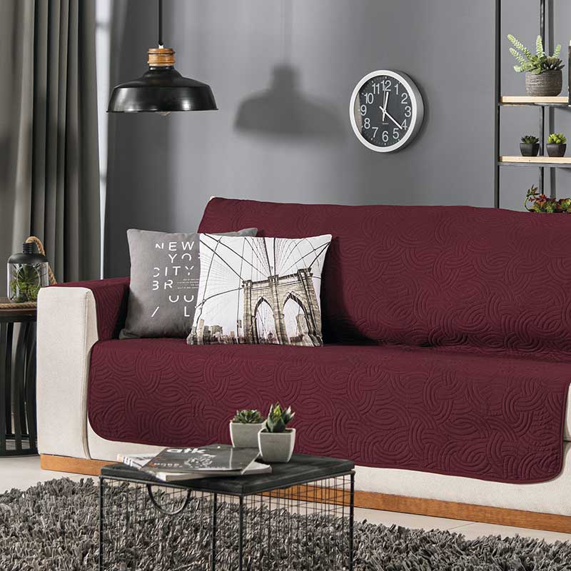 Protector de Sala Loveseat Tinto – 3 Puestos